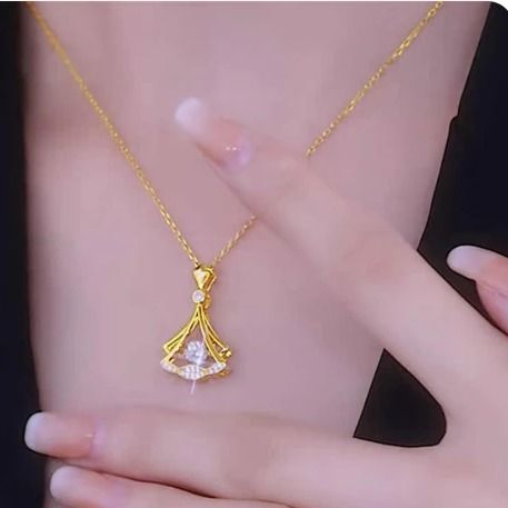Gold-Plated Fan Pendant Necklace